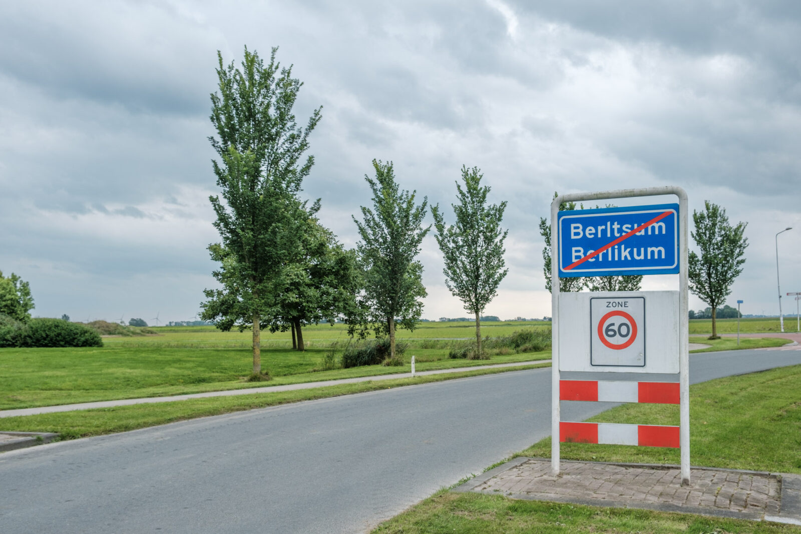 Weg buiten de bebouwde kom